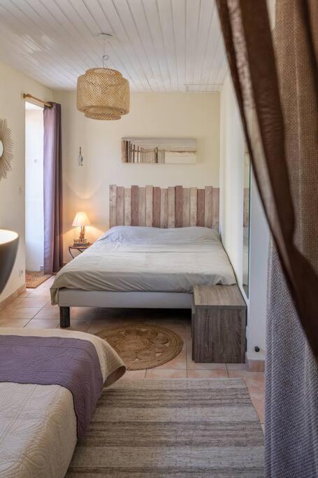 Gites Le Bois Berranger Saint-Urbain  Экстерьер фото